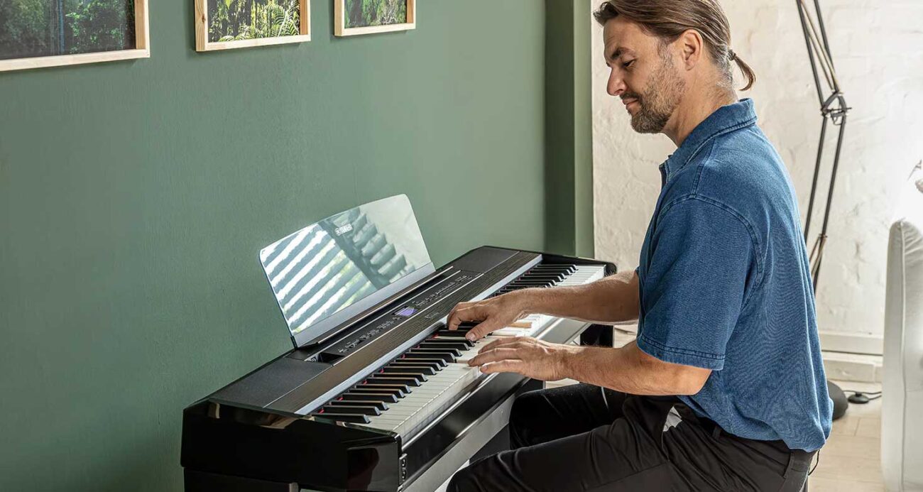 پیانو دیجیتال Yamaha P-525